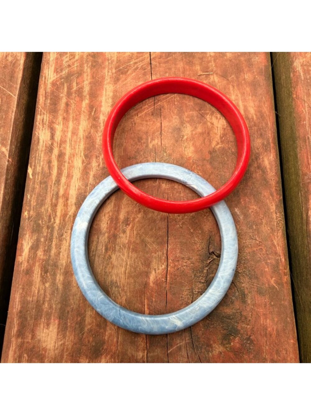 Retro Red & Blue Marbled Lucite/Acrylic Bangle Bracelets (Set of 2)